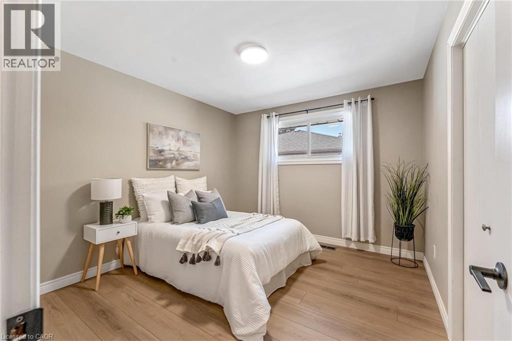 323 Hixon Road, Hamilton, Ontario  L8K 2C8 - Photo 15 - 40813871