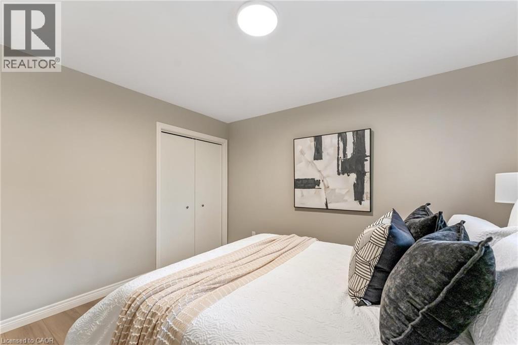 323 Hixon Road, Hamilton, Ontario  L8K 2C8 - Photo 17 - 40813871