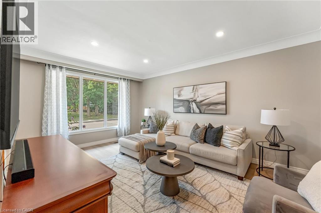 323 Hixon Road, Hamilton, Ontario  L8K 2C8 - Photo 2 - 40813871