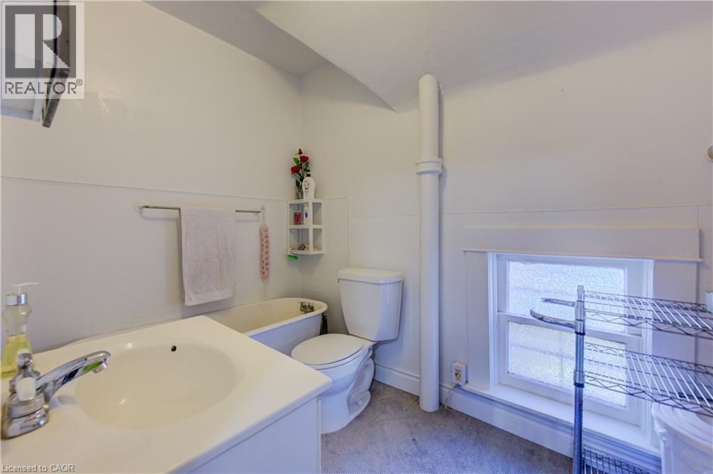 44 Walter Street, Kitchener, Ontario  N2G 1S1 - Photo 25 - 40811967