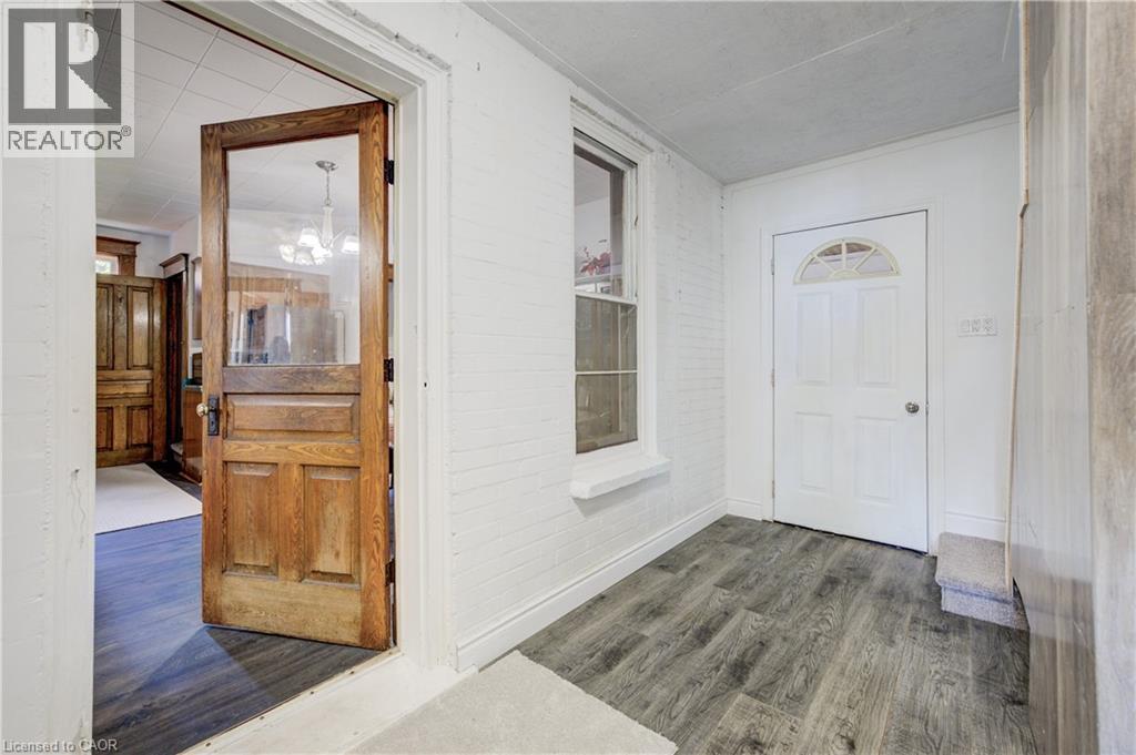 44 Walter Street, Kitchener, Ontario  N2G 1S1 - Photo 5 - 40811967