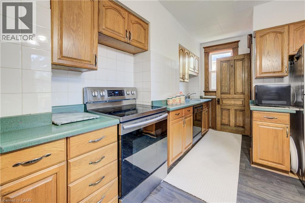 44 Walter Street, Kitchener, Ontario  N2G 1S1 - Photo 7 - 40811967