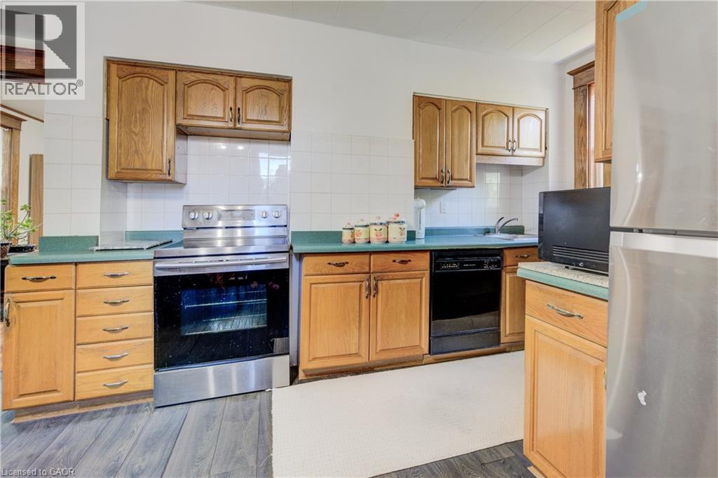 44 Walter Street, Kitchener, Ontario  N2G 1S1 - Photo 8 - 40811967
