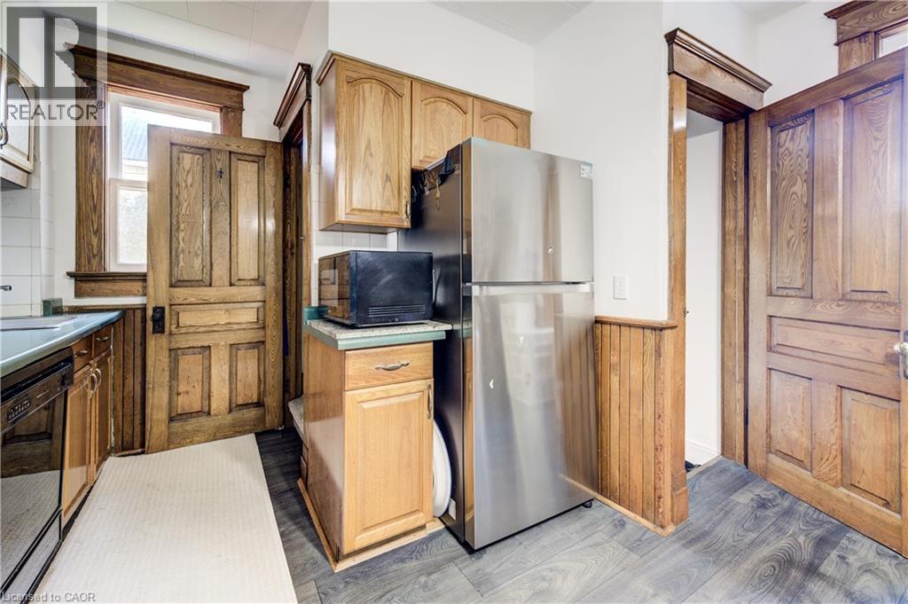 44 Walter Street, Kitchener, Ontario  N2G 1S1 - Photo 9 - 40811967