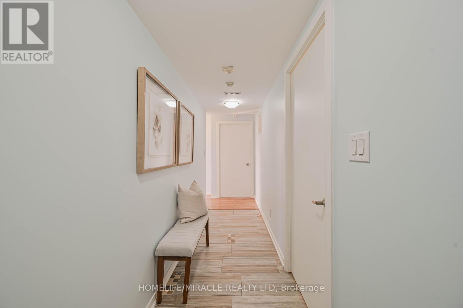 608 - 801 Sheppard Avenue W, Toronto, Ontario  M3H 2T3 - Photo 8 - C12904852