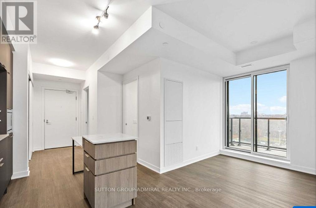 902 - 185 Alberta Avenue, Toronto (Oakwood Village), Ontario  M6C 0A5 - Photo 7 - C12904910