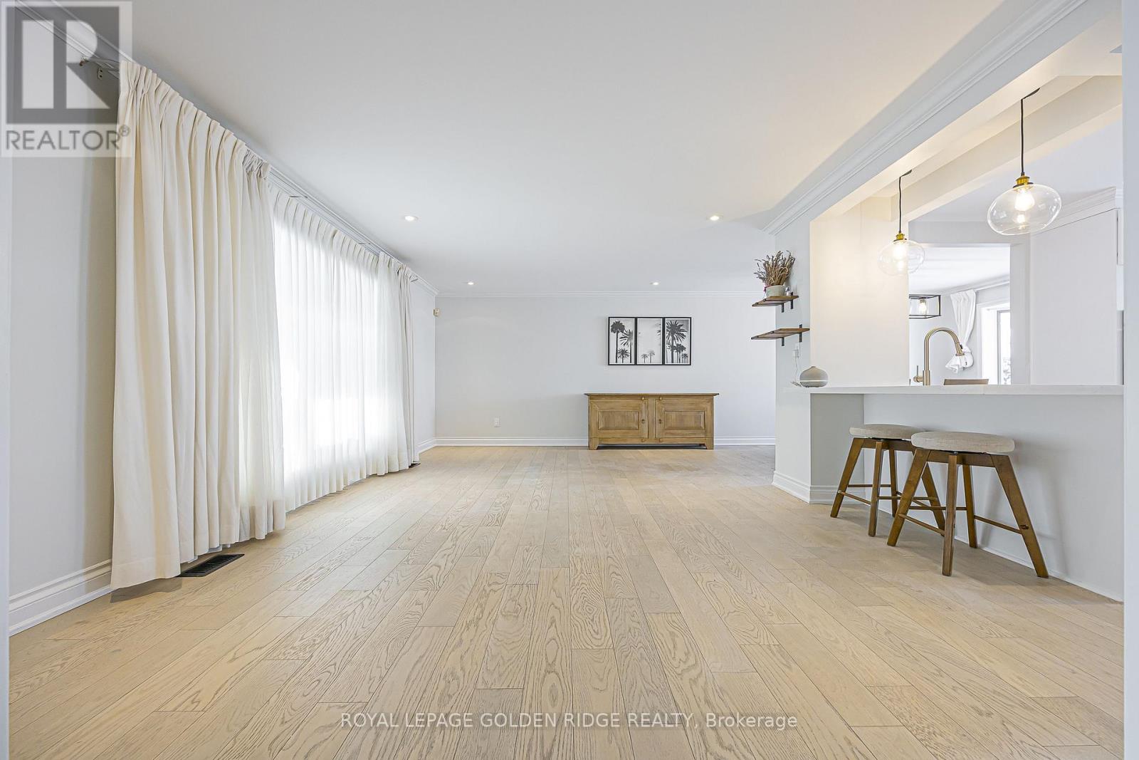 18 Deerpath Road, Toronto, Ontario  M3A 1R5 - Photo 4 - C12904932