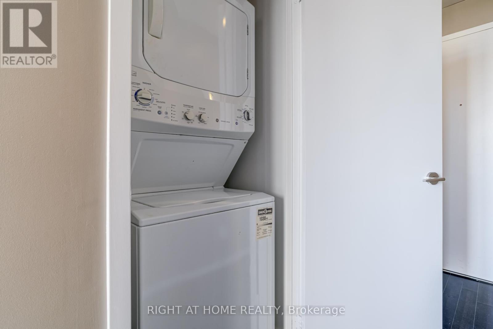 1109 - 75 St Nicholas Street, Toronto, Ontario  M4Y 0A5 - Photo 14 - C12904938