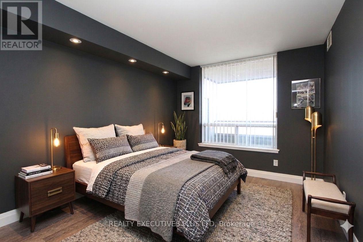 604 - 18 Hillcrest Avenue, Toronto, Ontario  M2N 6T5 - Photo 7 - C12904976