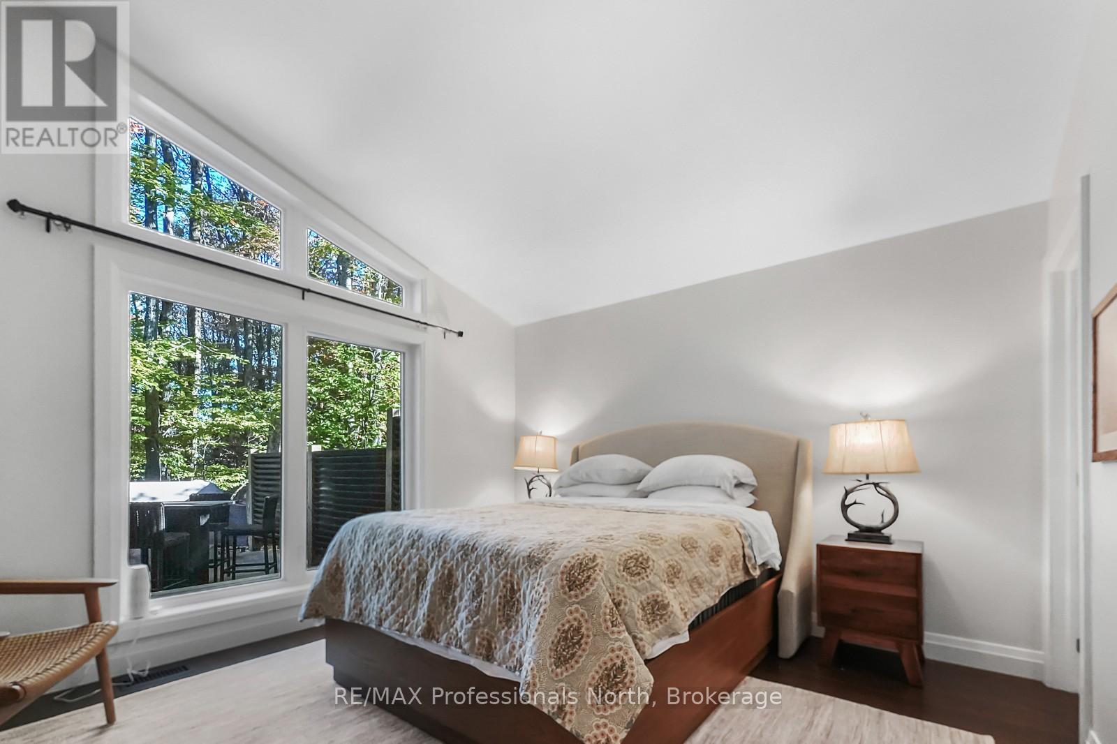 235 Sunnyside Street, Dysart Et Al, Ontario  K0M 1S0 - Photo 18 - X12904840