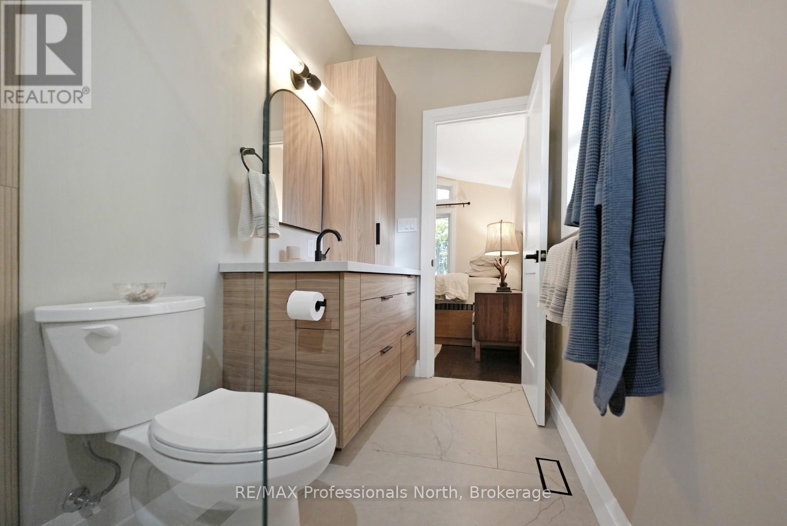 235 Sunnyside Street, Dysart Et Al, Ontario  K0M 1S0 - Photo 20 - X12904840