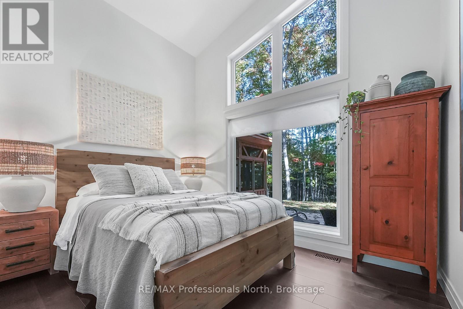 235 Sunnyside Street, Dysart Et Al, Ontario  K0M 1S0 - Photo 23 - X12904840