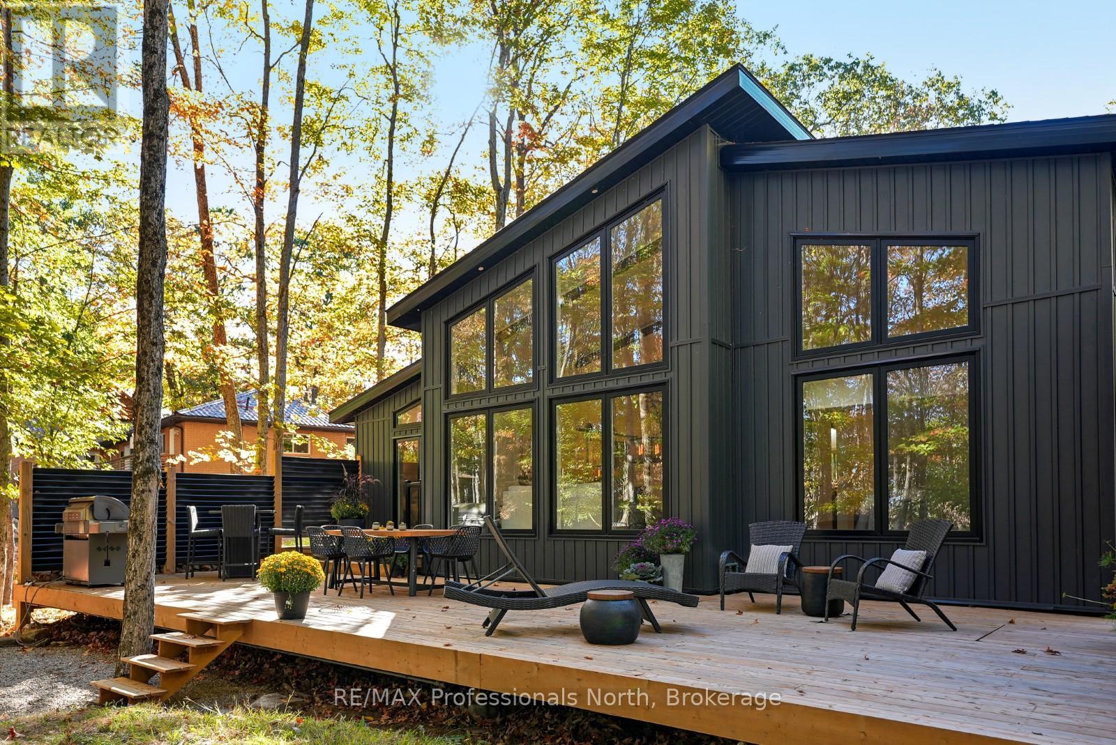 235 Sunnyside Street, Dysart Et Al, Ontario  K0M 1S0 - Photo 30 - X12904840