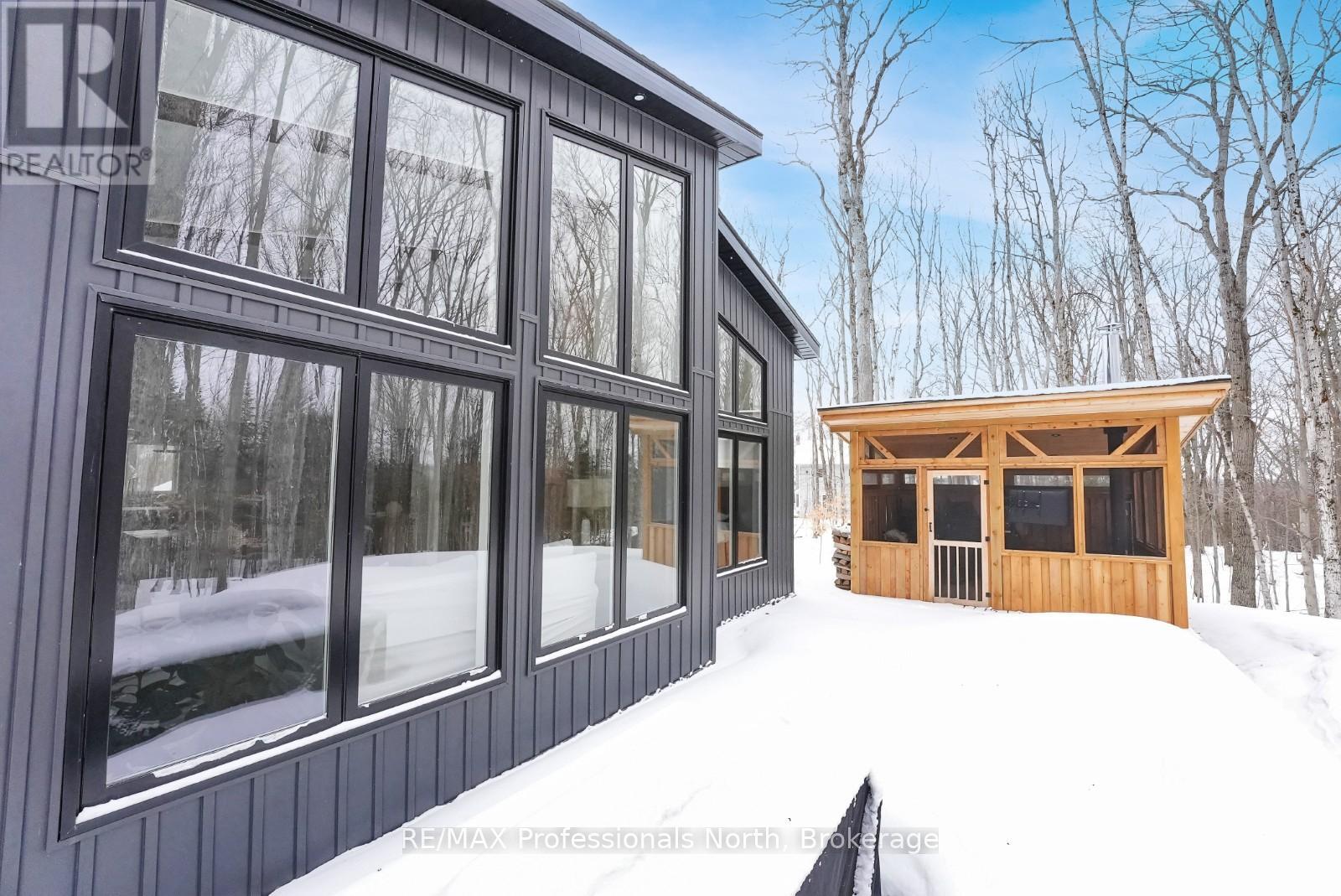 235 Sunnyside Street, Dysart Et Al, Ontario  K0M 1S0 - Photo 33 - X12904840