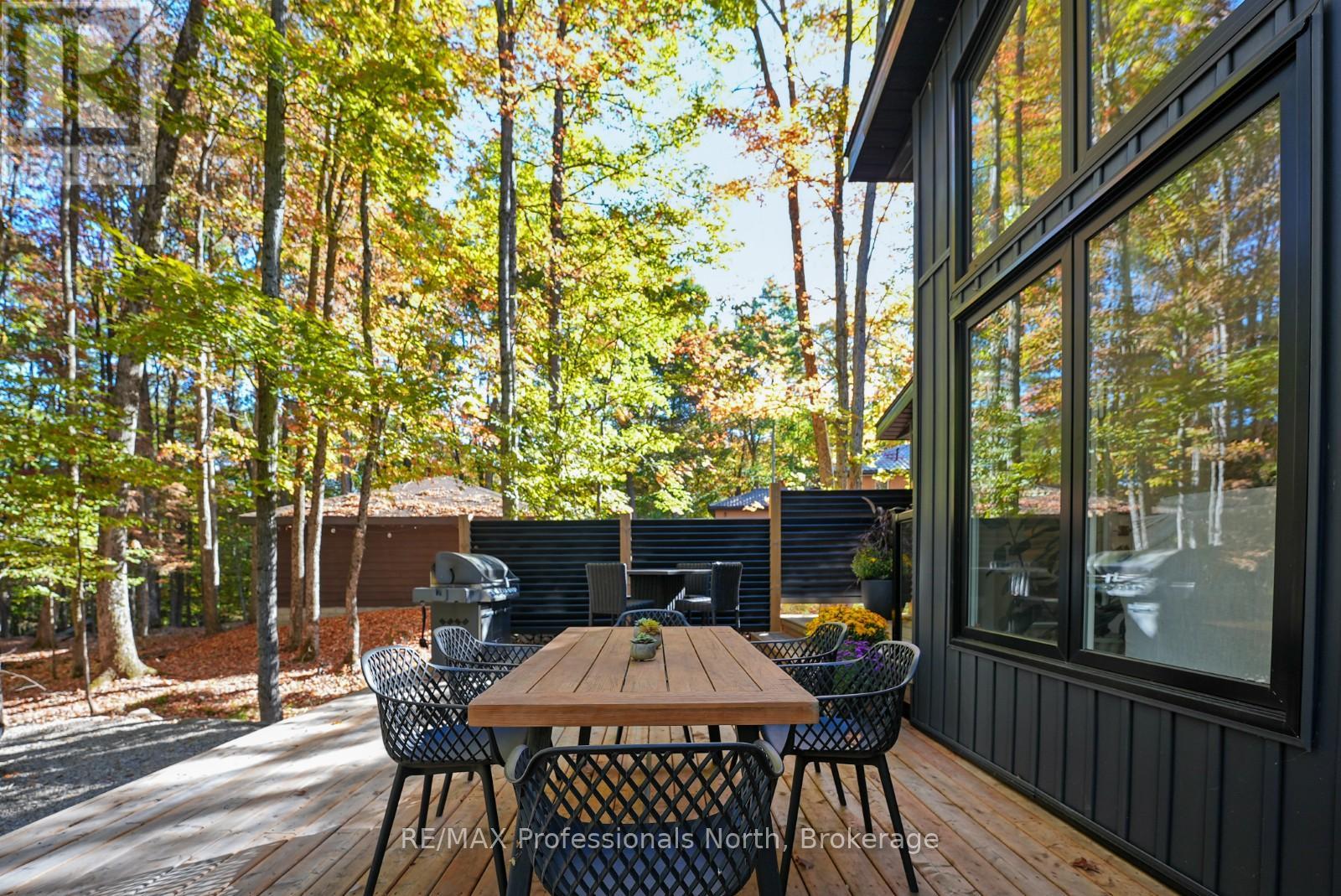 235 Sunnyside Street, Dysart Et Al, Ontario  K0M 1S0 - Photo 35 - X12904840