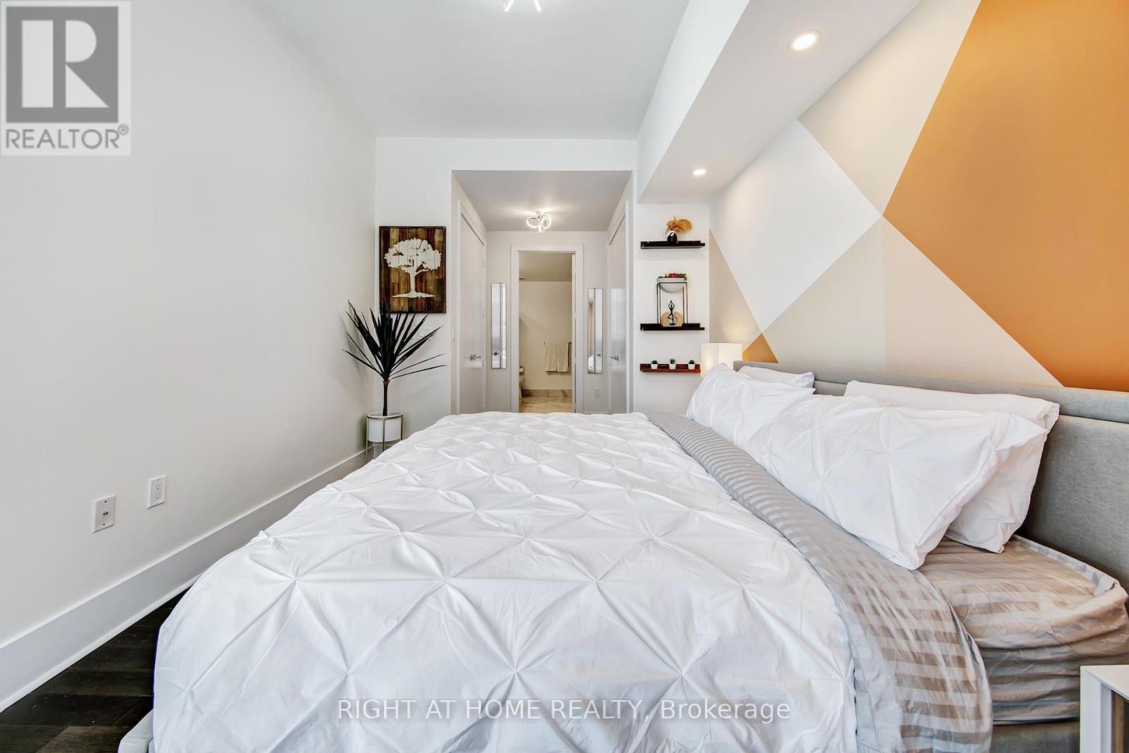 314 - 29 Queens Quay E, Toronto, Ontario  M5E 0A4 - Photo 22 - C12903224