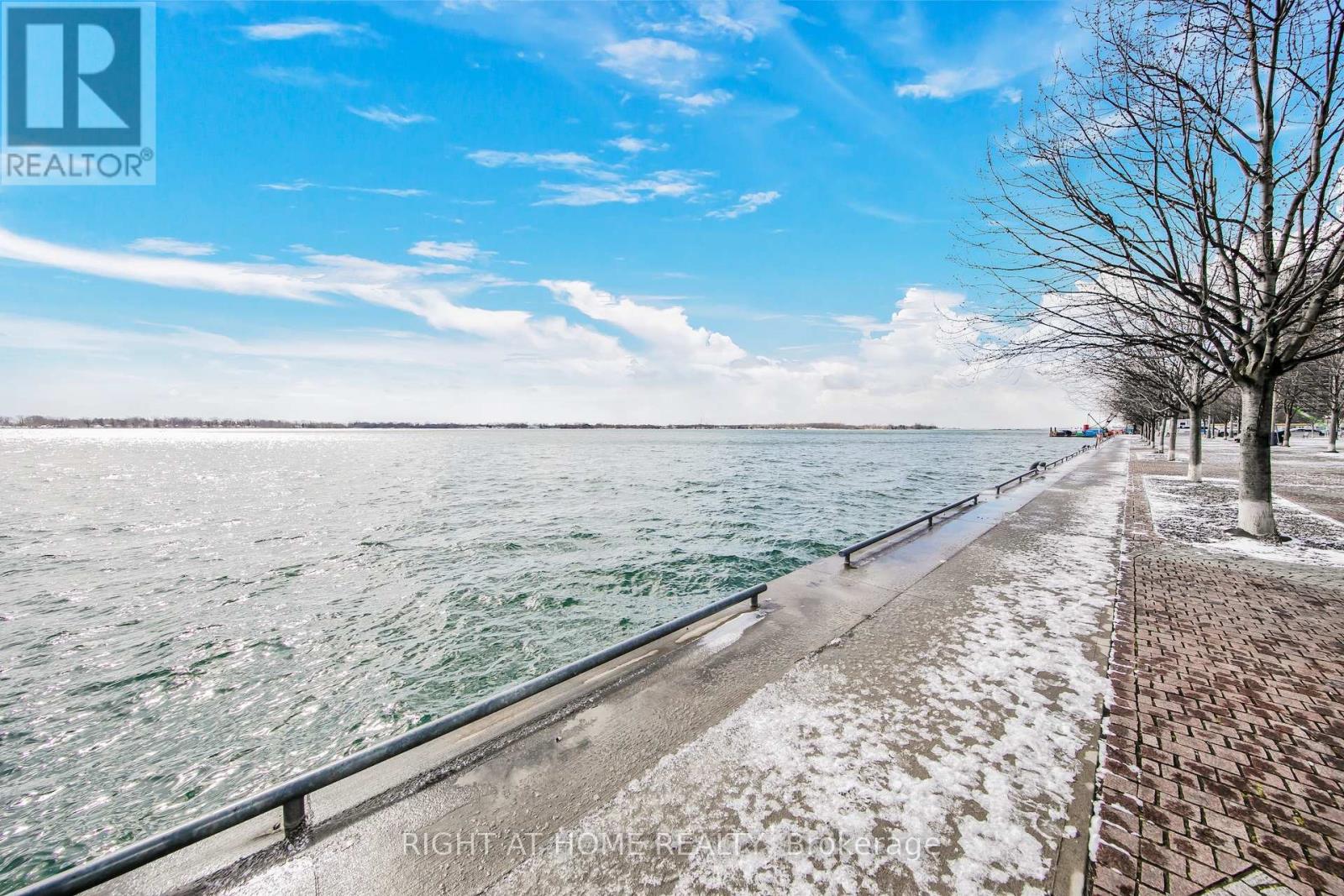 314 - 29 Queens Quay E, Toronto, Ontario  M5E 0A4 - Photo 34 - C12903224