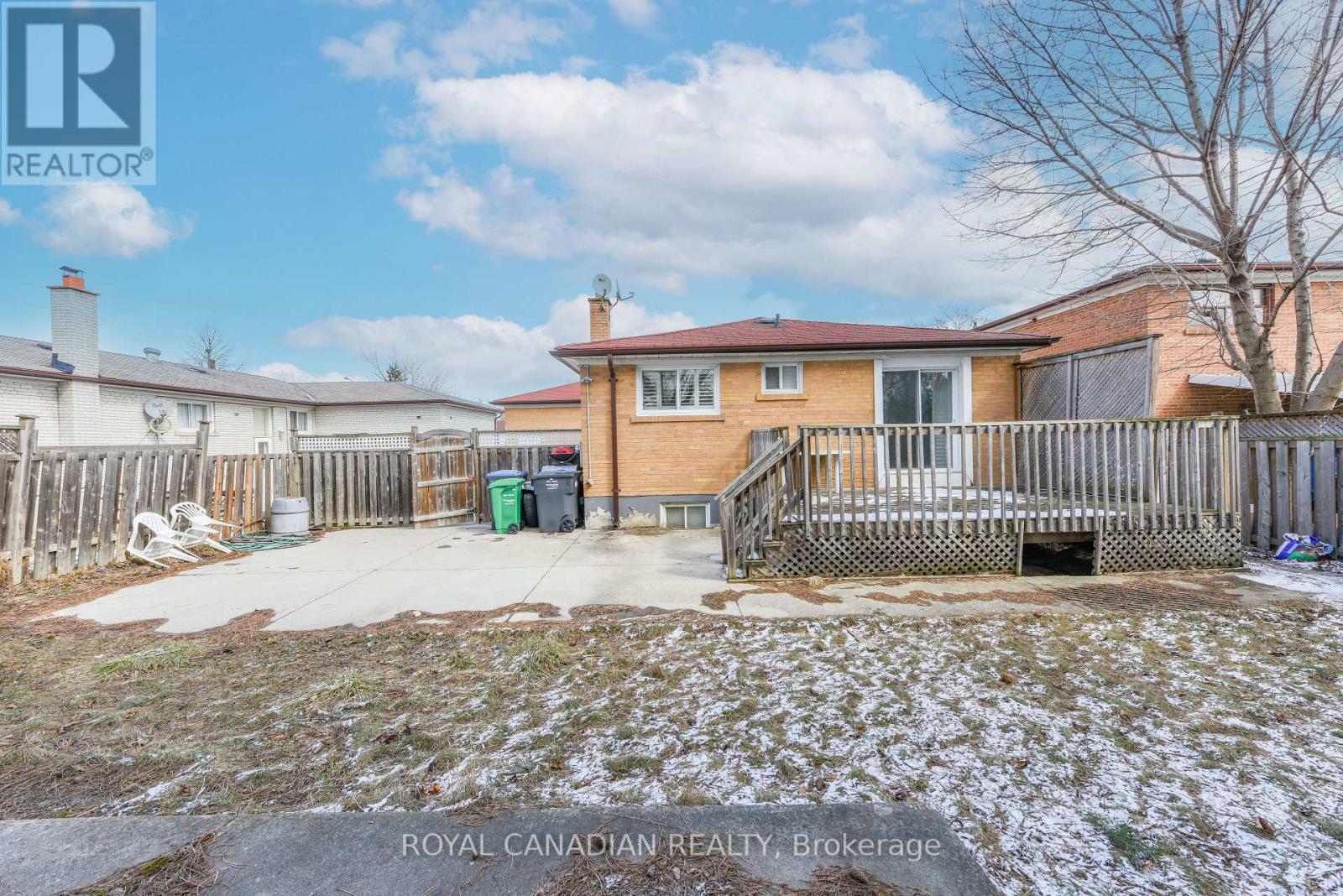 7566 Lockington Crescent, Mississauga, Ontario  L4T 2V5 - Photo 44 - W12901016