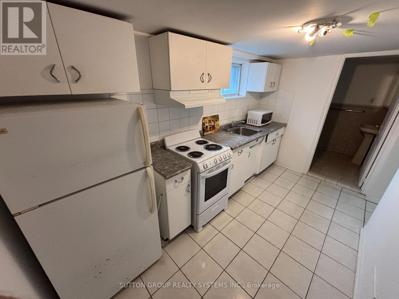 B1 - 83 Dawes (Basement) Road, Toronto, Ontario  M4C 5B2 - Photo 3 - E12904888