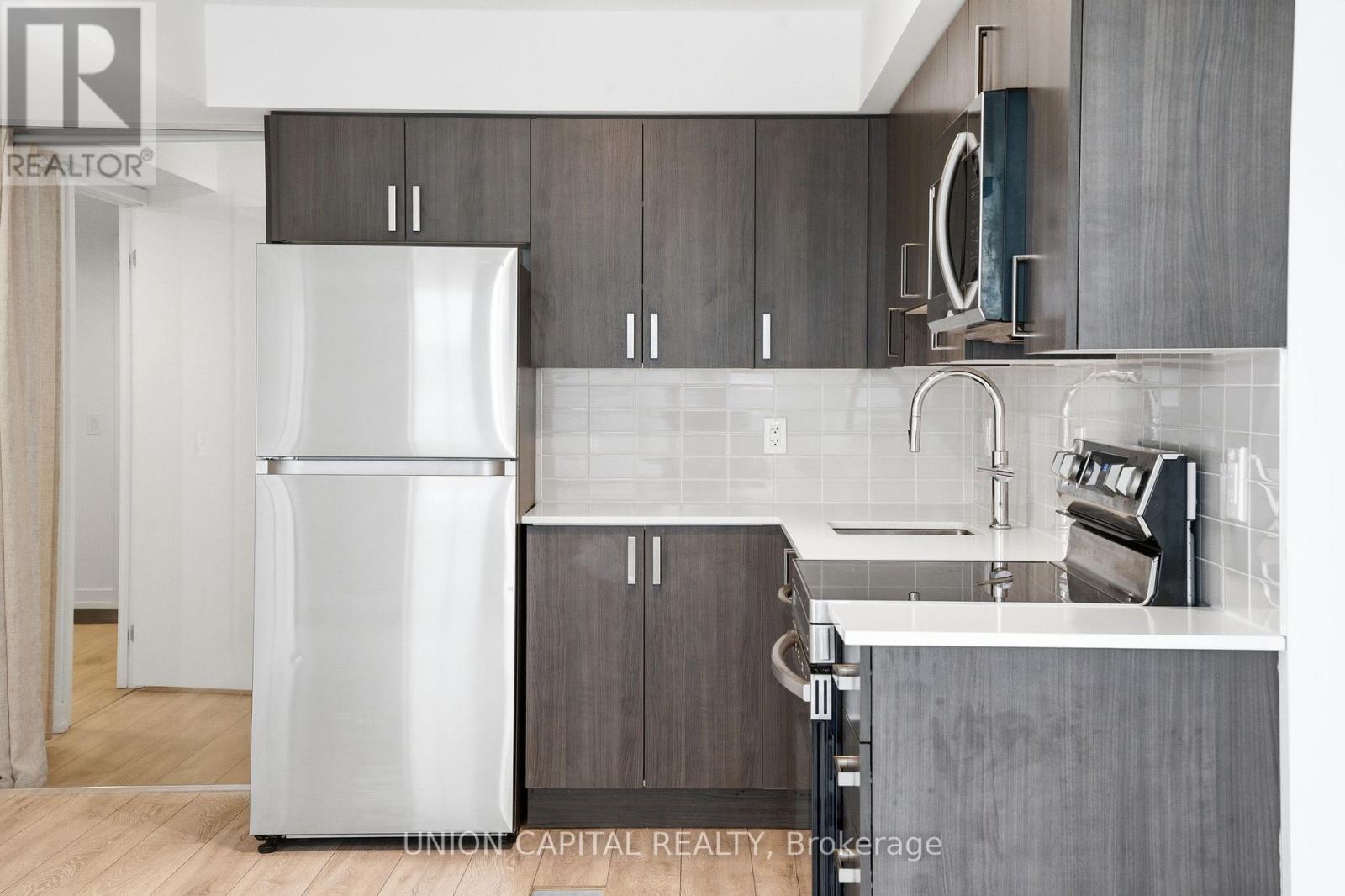 1403 - 1455 Celebration Drive, Pickering, Ontario  L1W 0C3 - Photo 11 - E12904896