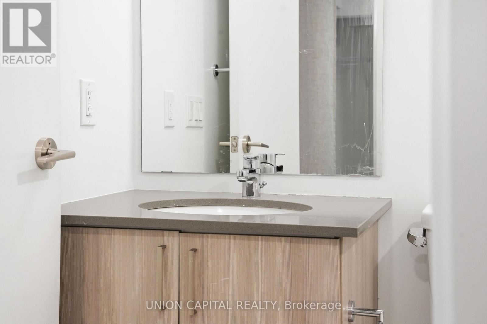 1403 - 1455 Celebration Drive, Pickering, Ontario  L1W 0C3 - Photo 18 - E12904896