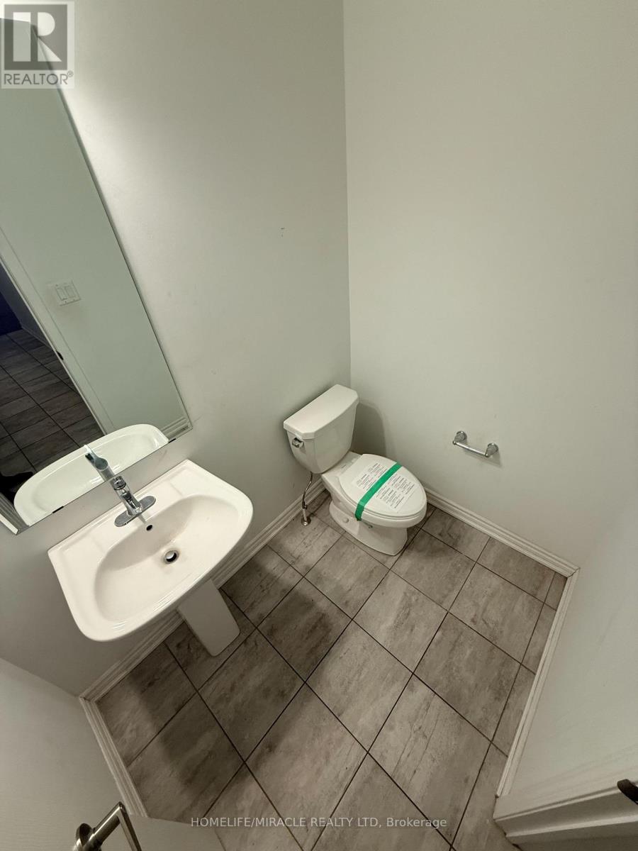 1421 Swallowtail Lane, Pickering, Ontario  L1X 0N8 - Photo 16 - E12904930