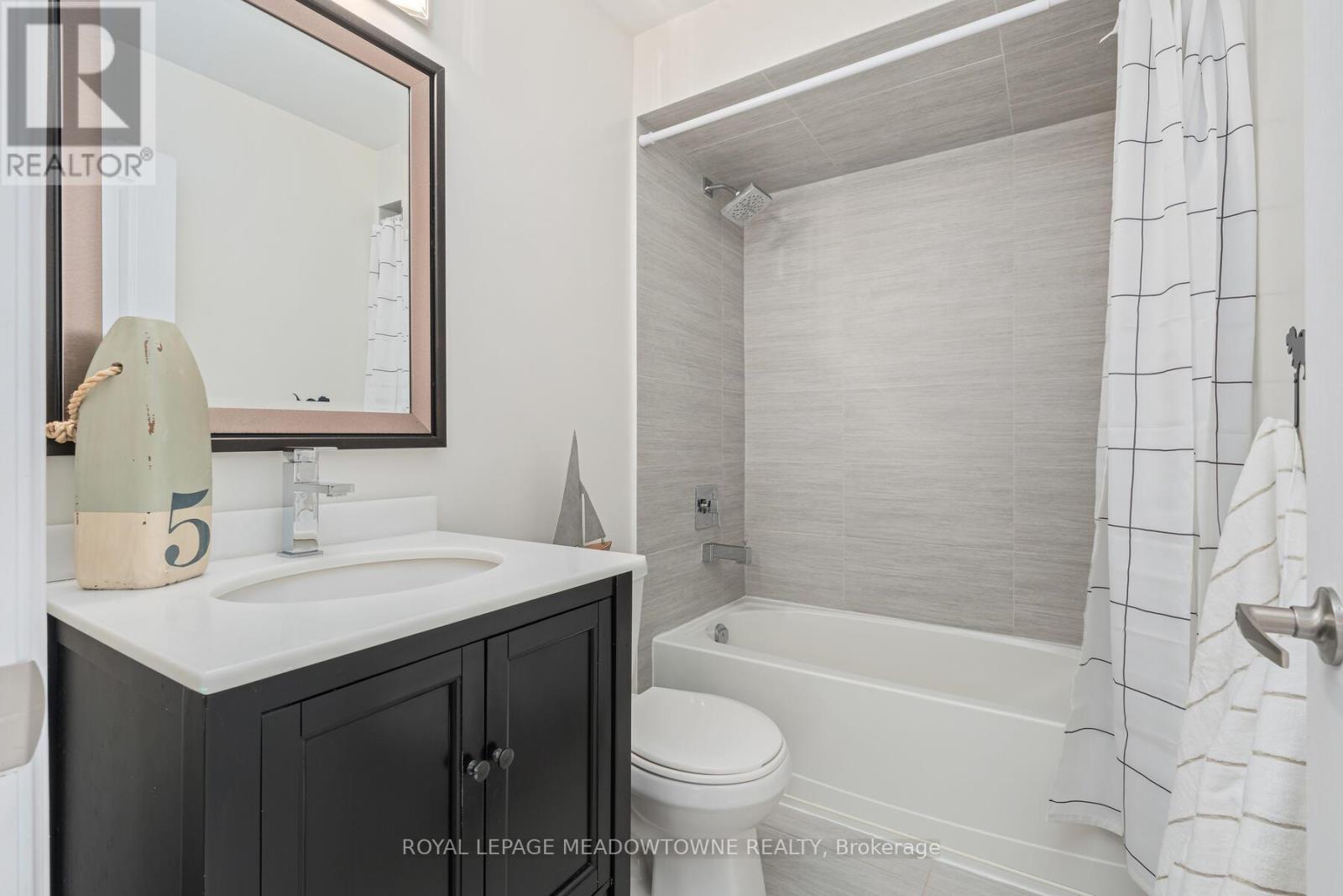 67 Hidden Lake Trail, Halton Hills, Ontario  L7G 0K6 - Photo 32 - W12903366