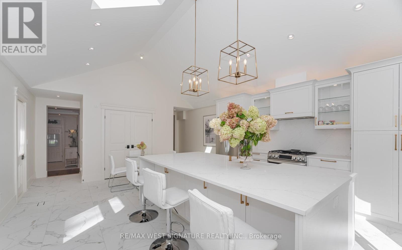 368 Main Street, King (Schomberg), Ontario  L0G 1T0 - Photo 13 - N12904940