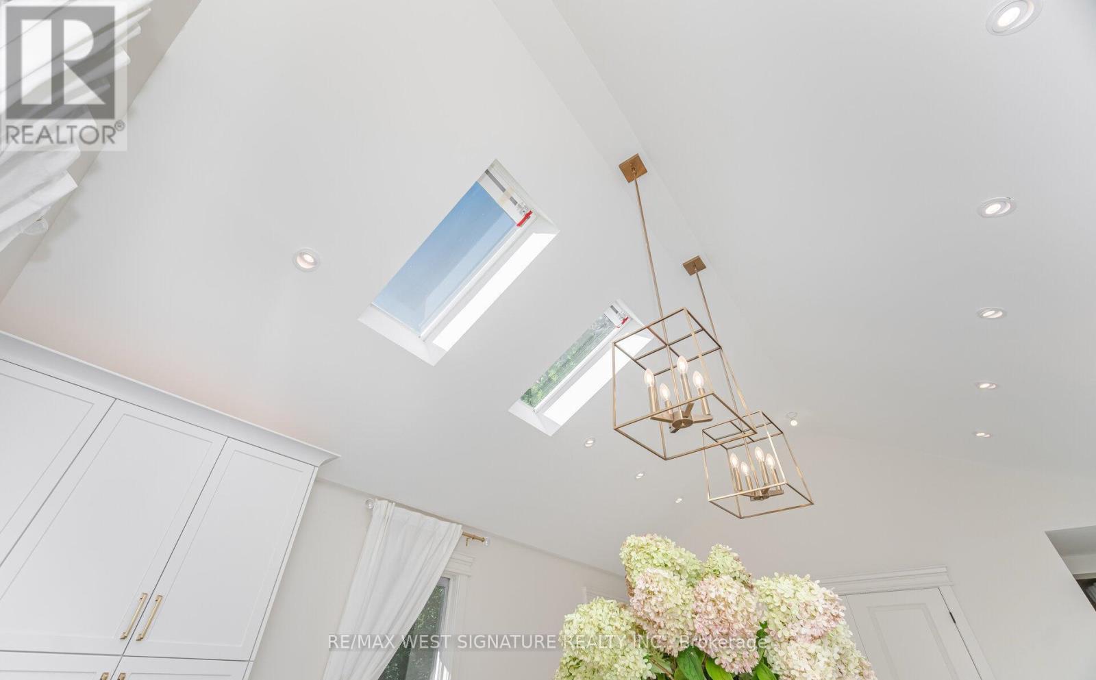 368 Main Street, King (Schomberg), Ontario  L0G 1T0 - Photo 18 - N12904940