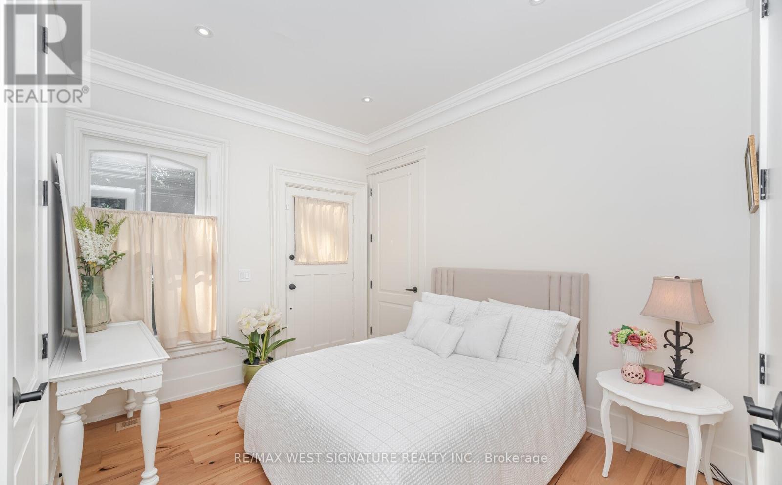 368 Main Street, King (Schomberg), Ontario  L0G 1T0 - Photo 22 - N12904940