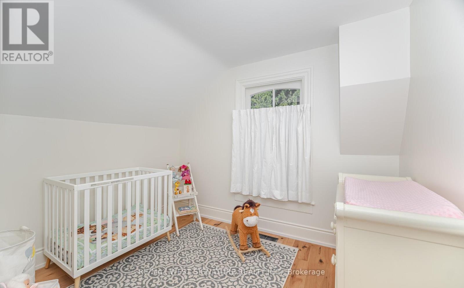 368 Main Street, King (Schomberg), Ontario  L0G 1T0 - Photo 27 - N12904940