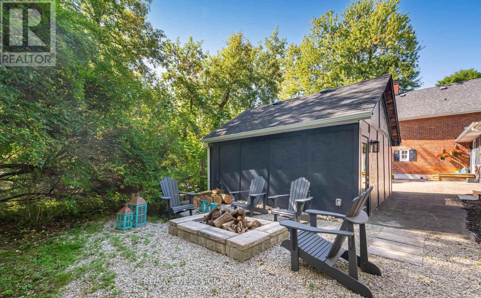 368 Main Street, King (Schomberg), Ontario  L0G 1T0 - Photo 32 - N12904940