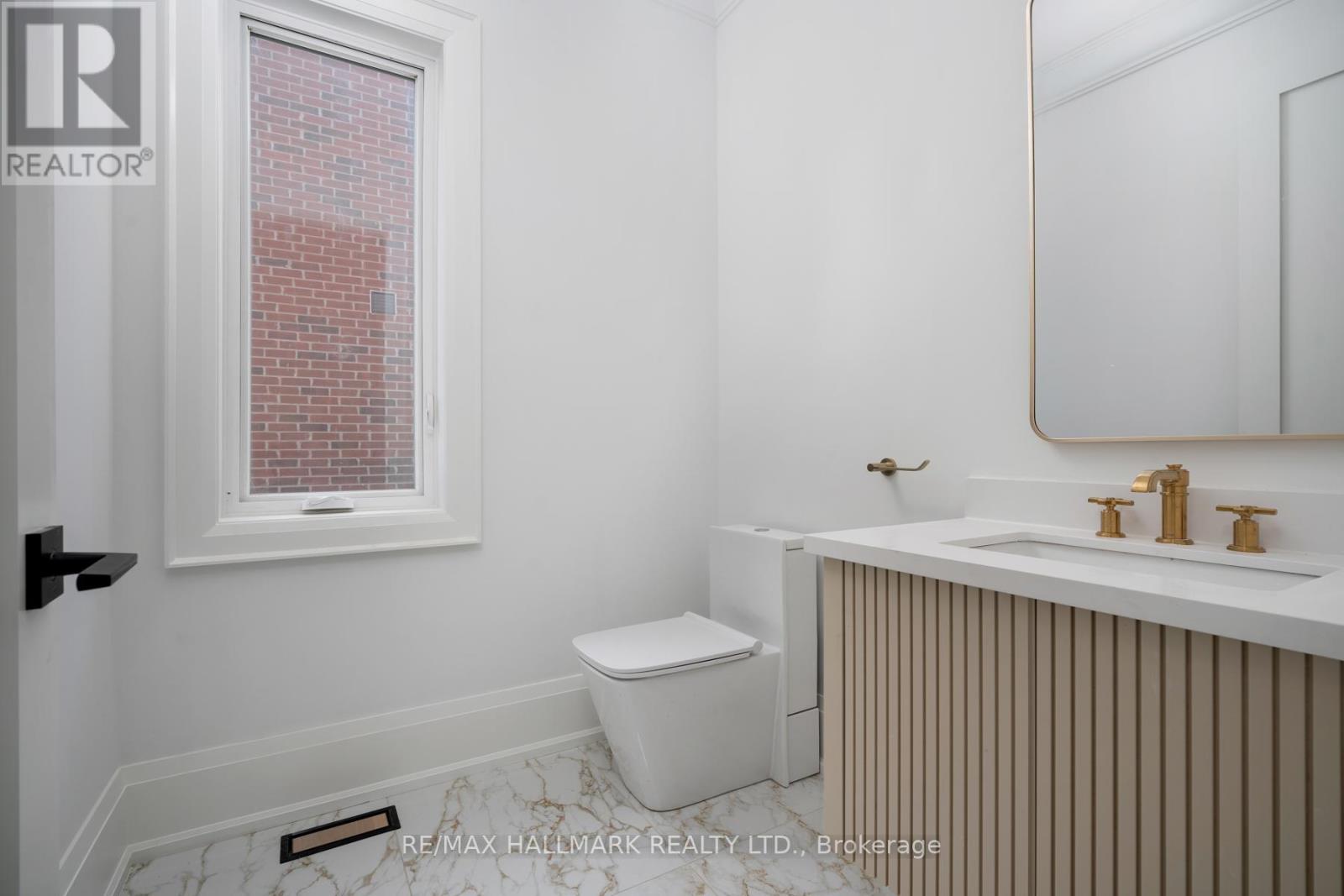 45 Drynoch Avenue, Richmond Hill, Ontario  L4E 3E7 - Photo 17 - N12904954