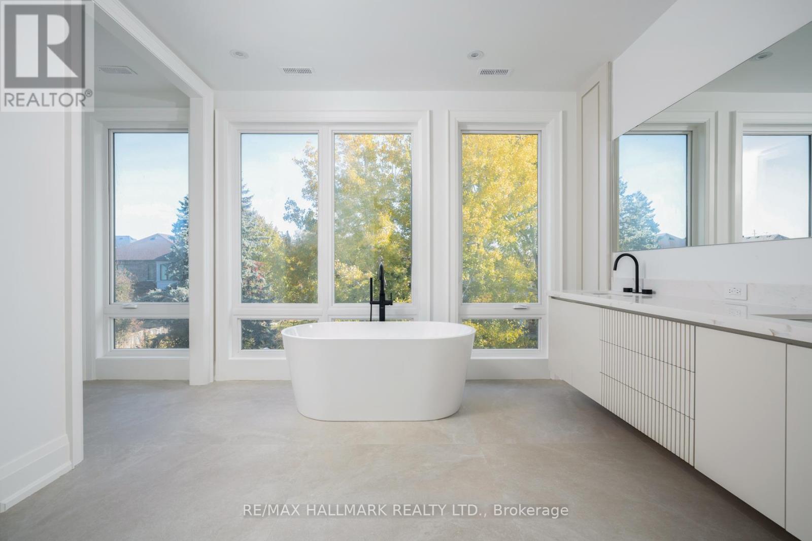 45 Drynoch Avenue, Richmond Hill, Ontario  L4E 3E7 - Photo 24 - N12904954