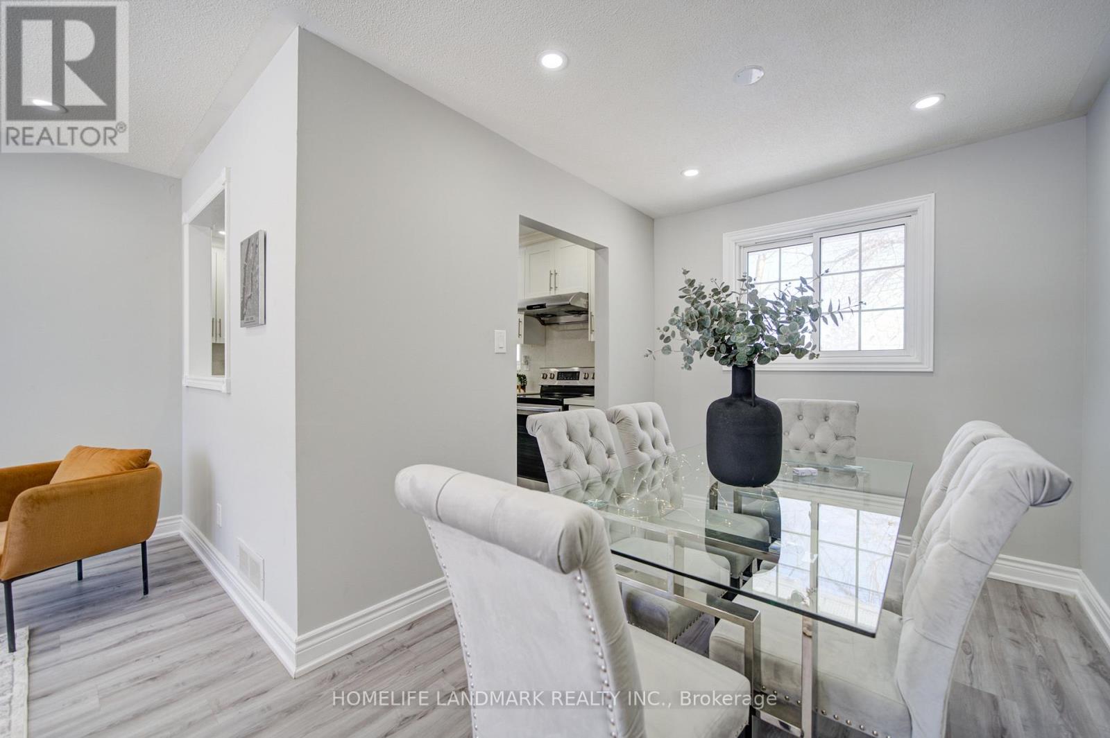 219 Cook St., Barrie, Ontario  L4M 4H4 - Photo 13 - S12904958