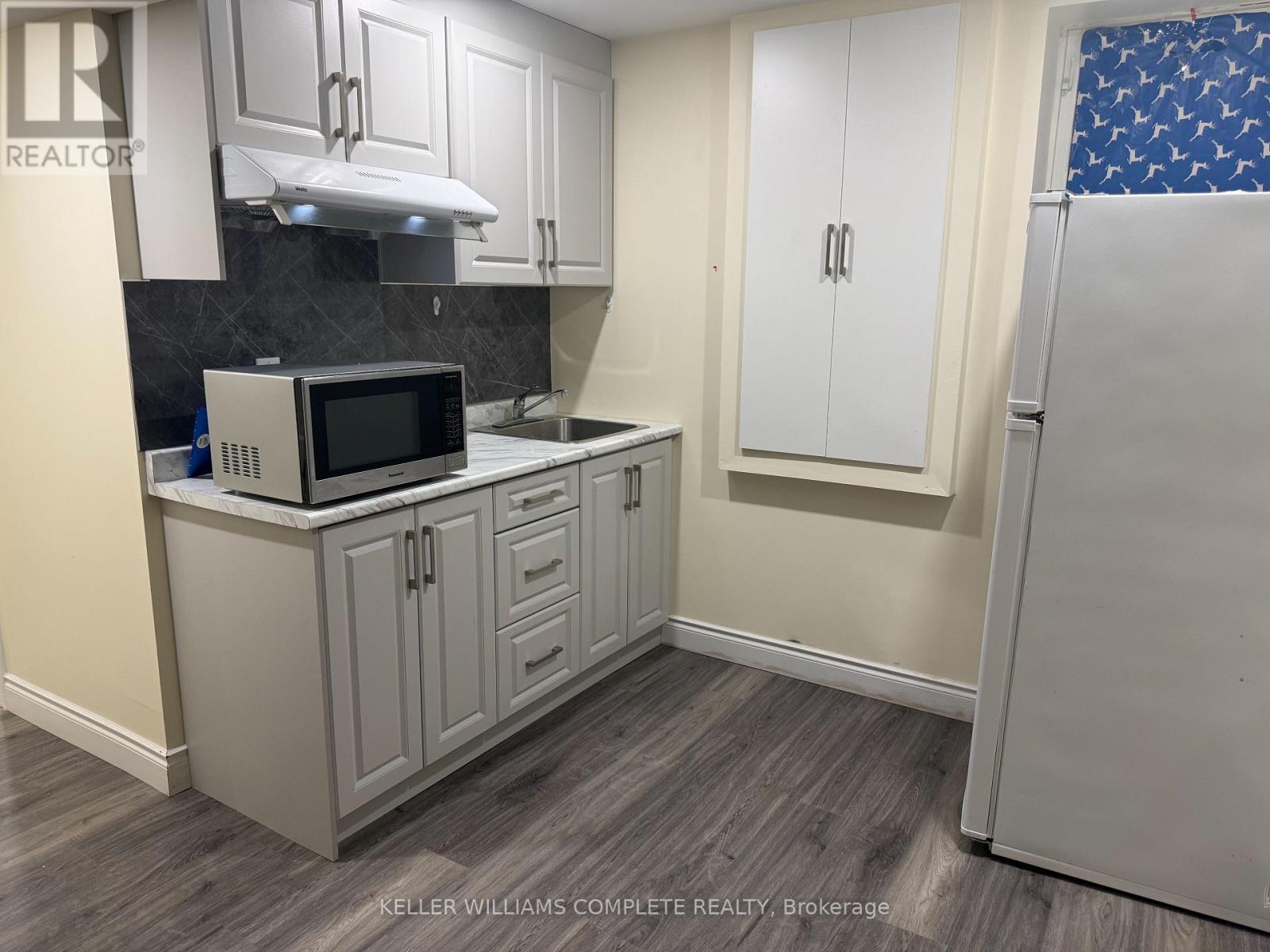 37 Allegro Drive, Brampton, Ontario  L6Y 0H8 - Photo 7 - W12904836