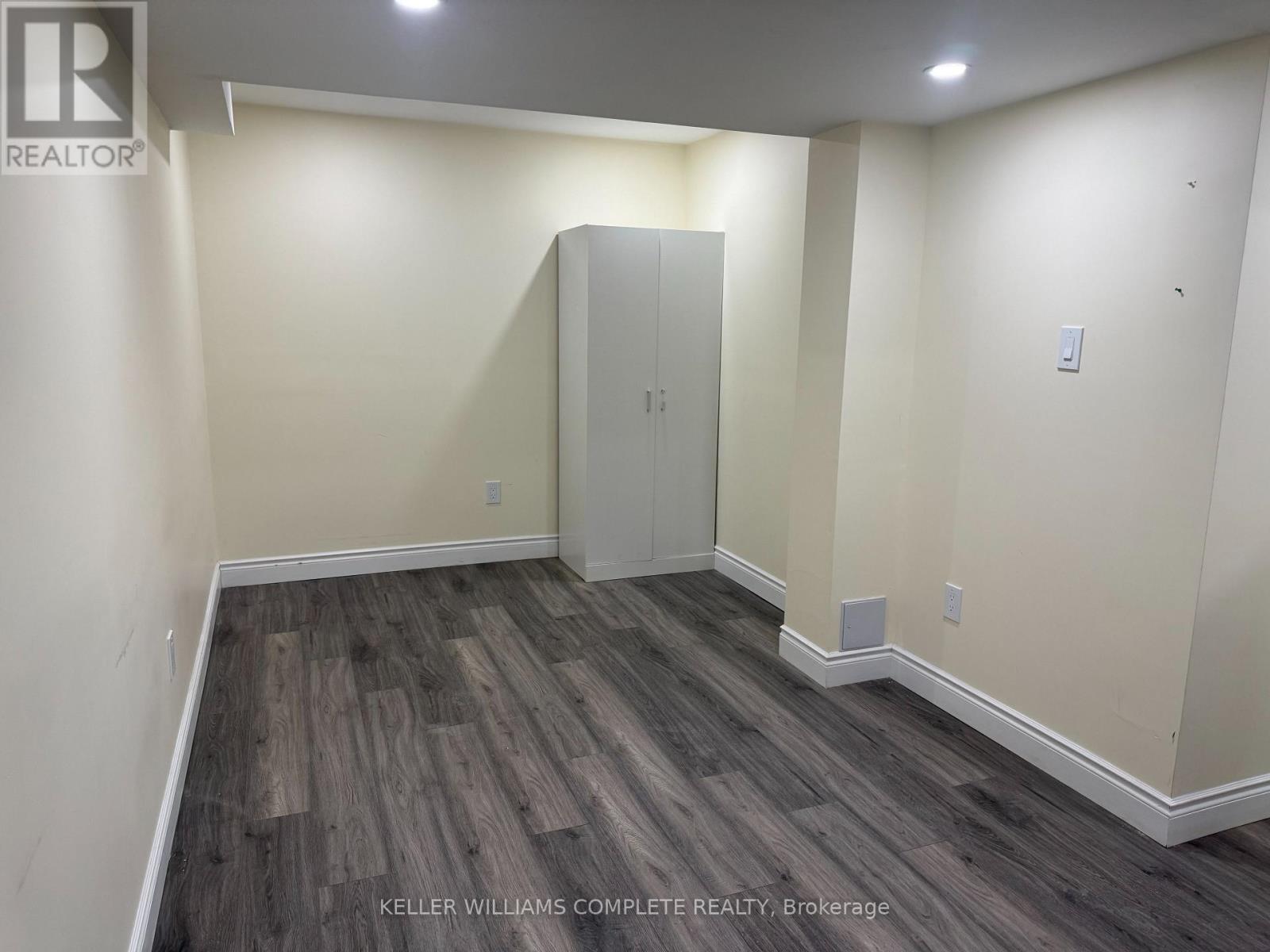 37 Allegro Drive, Brampton, Ontario  L6Y 0H8 - Photo 9 - W12904836