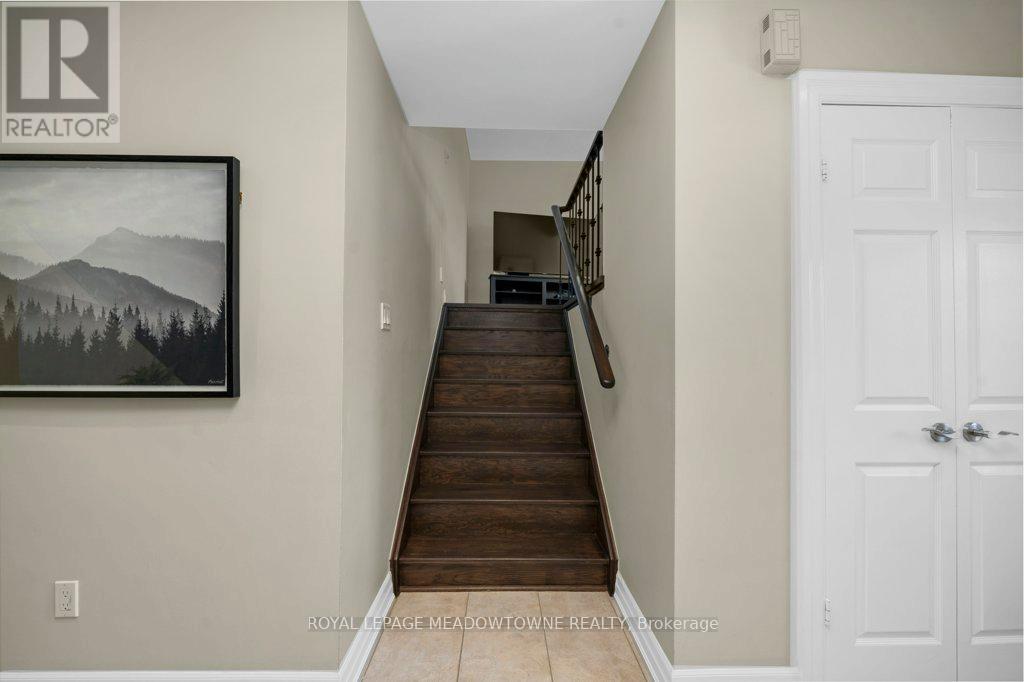 4311 Poltava Crescent, Mississauga, Ontario  L4W 3B9 - Photo 12 - W12904882
