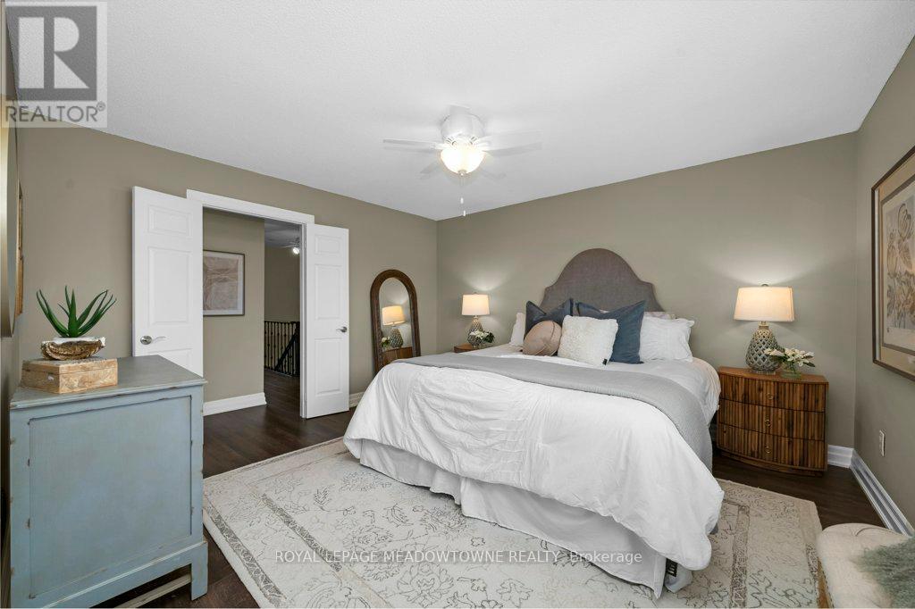 4311 Poltava Crescent, Mississauga, Ontario  L4W 3B9 - Photo 19 - W12904882