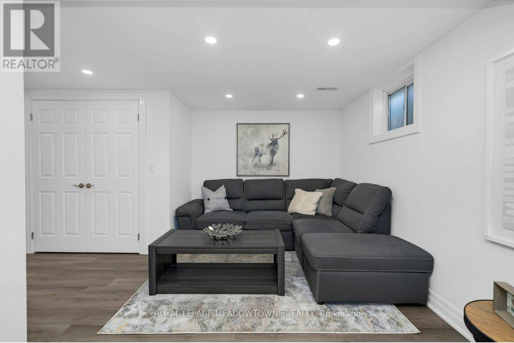 4311 Poltava Crescent, Mississauga, Ontario  L4W 3B9 - Photo 31 - W12904882