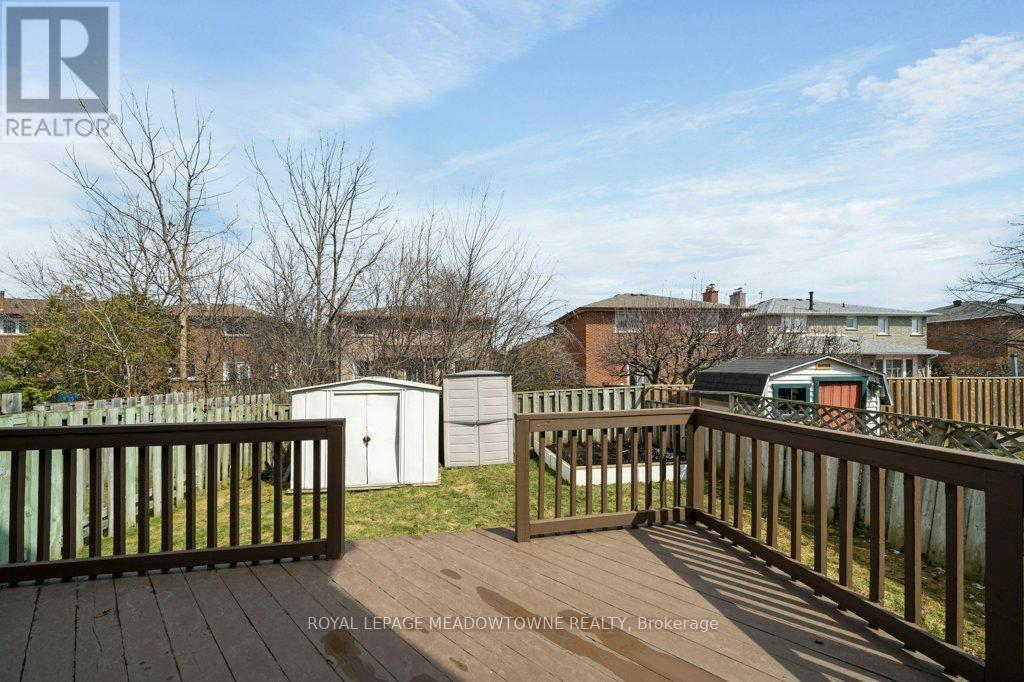 4311 Poltava Crescent, Mississauga, Ontario  L4W 3B9 - Photo 34 - W12904882