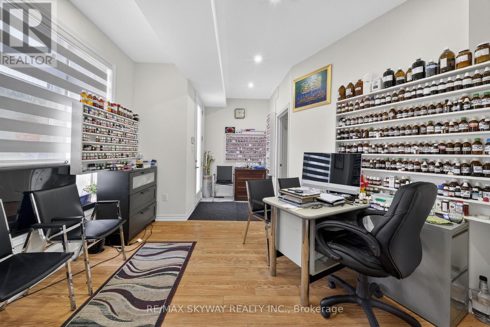 20 Ravenbury Street N, Brampton, Ontario L6P 4P5 - Photo 15 - W12904914