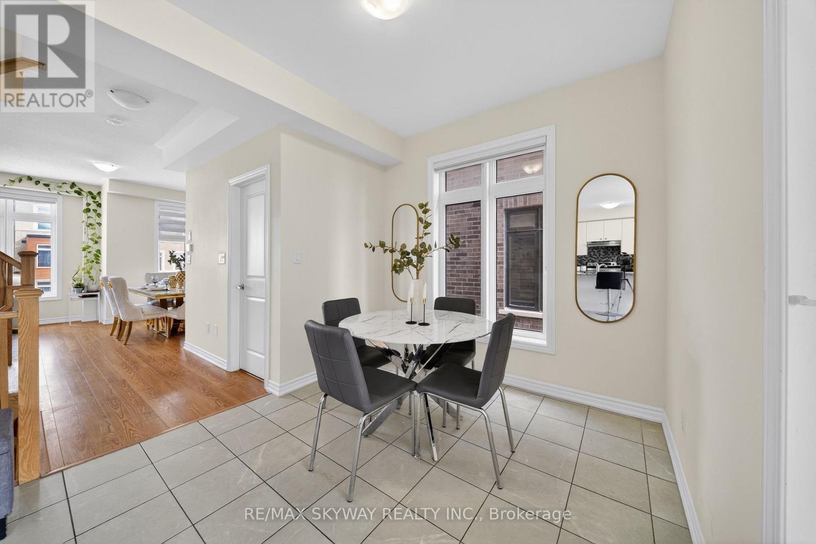 20 Ravenbury Street N, Brampton, Ontario L6P 4P5 - Photo 25 - W12904914