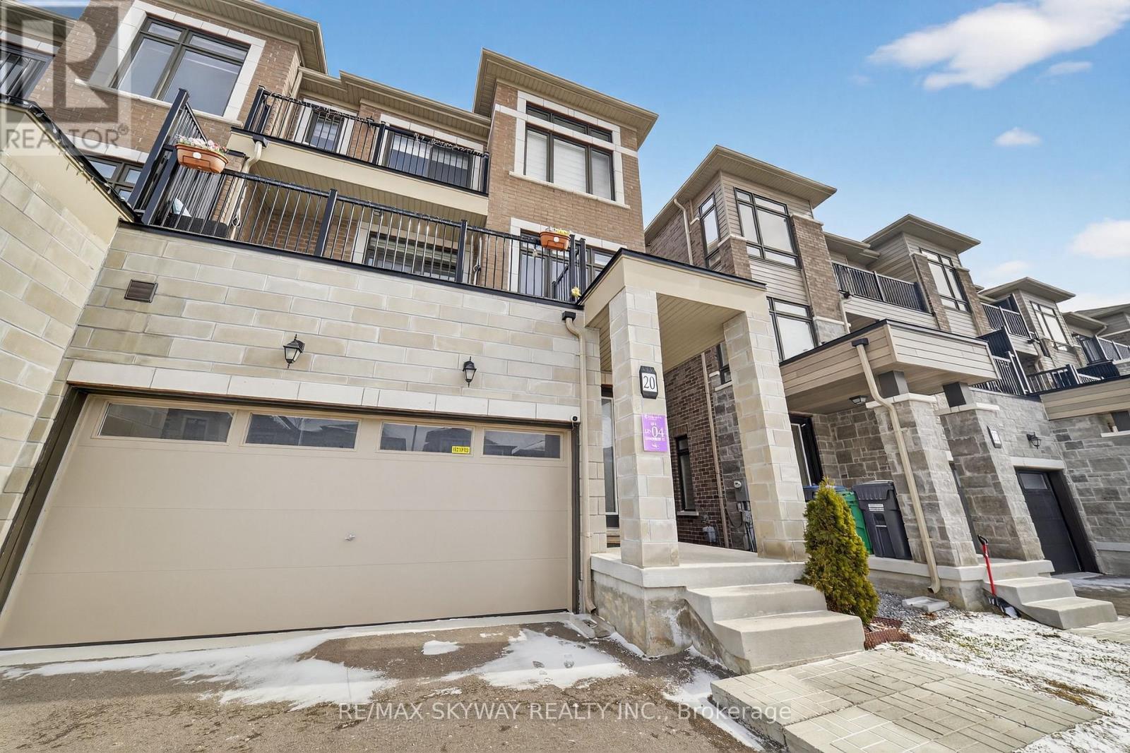 20 Ravenbury Street N, Brampton, Ontario L6P 4P5 - Photo 3 - W12904914