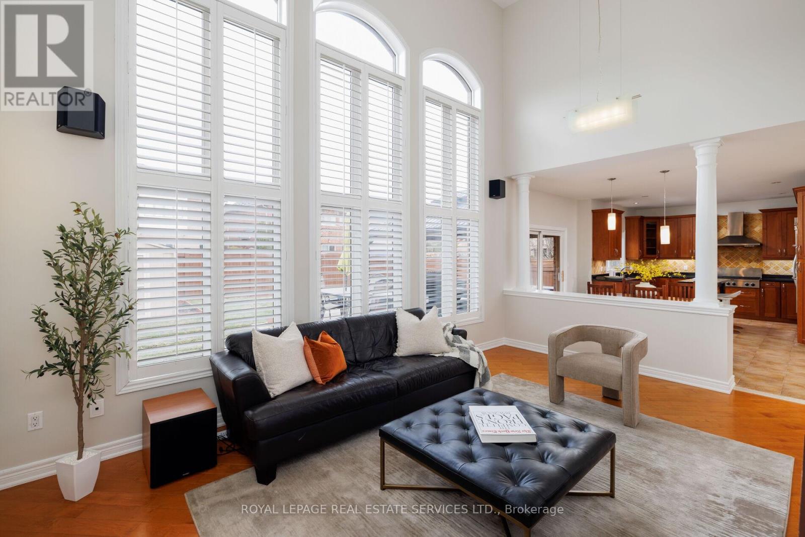 2313 Coronation Drive, Oakville, Ontario  L6H 7N1 - Photo 14 - W12904948