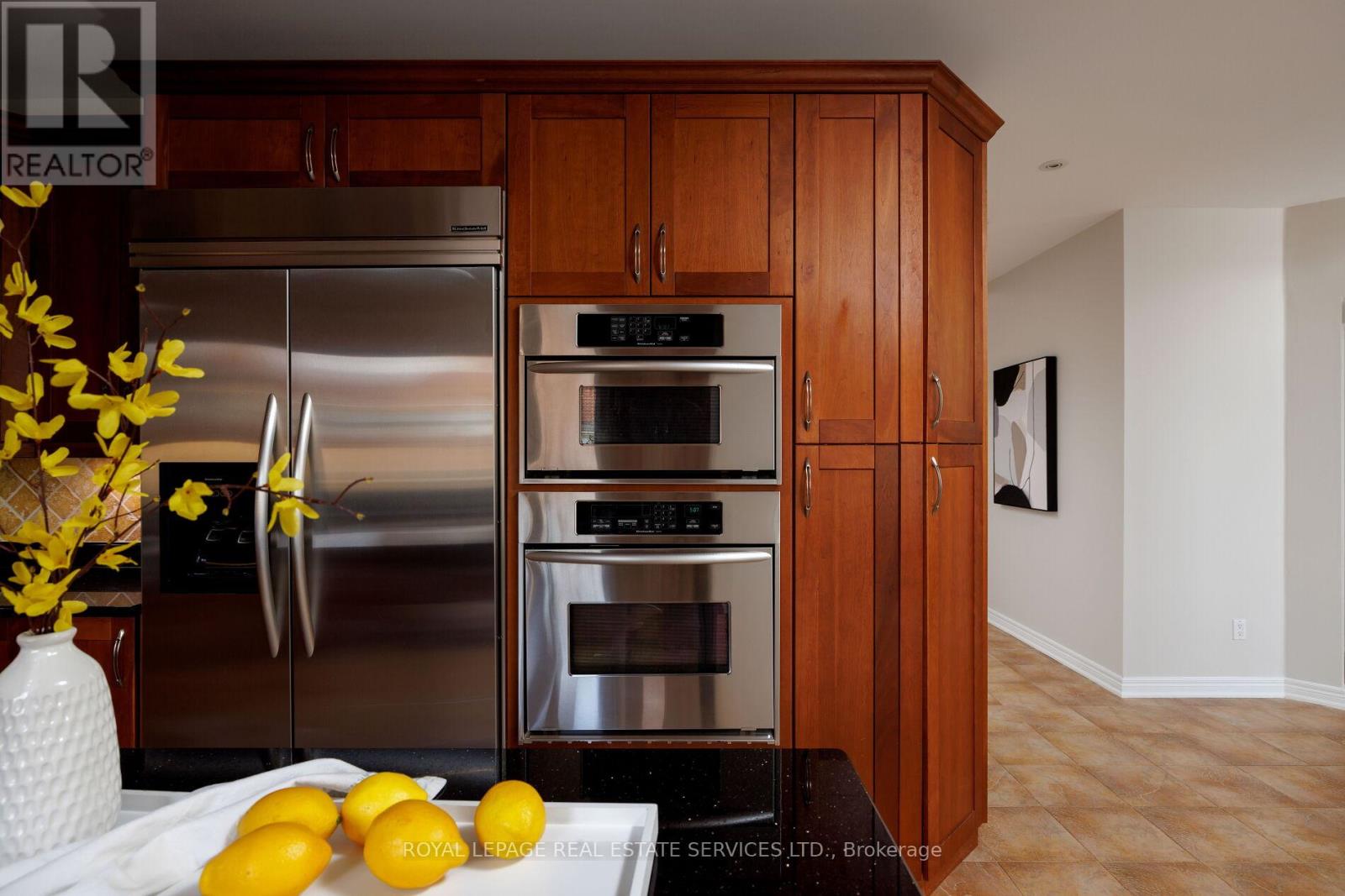 2313 Coronation Drive, Oakville, Ontario  L6H 7N1 - Photo 18 - W12904948