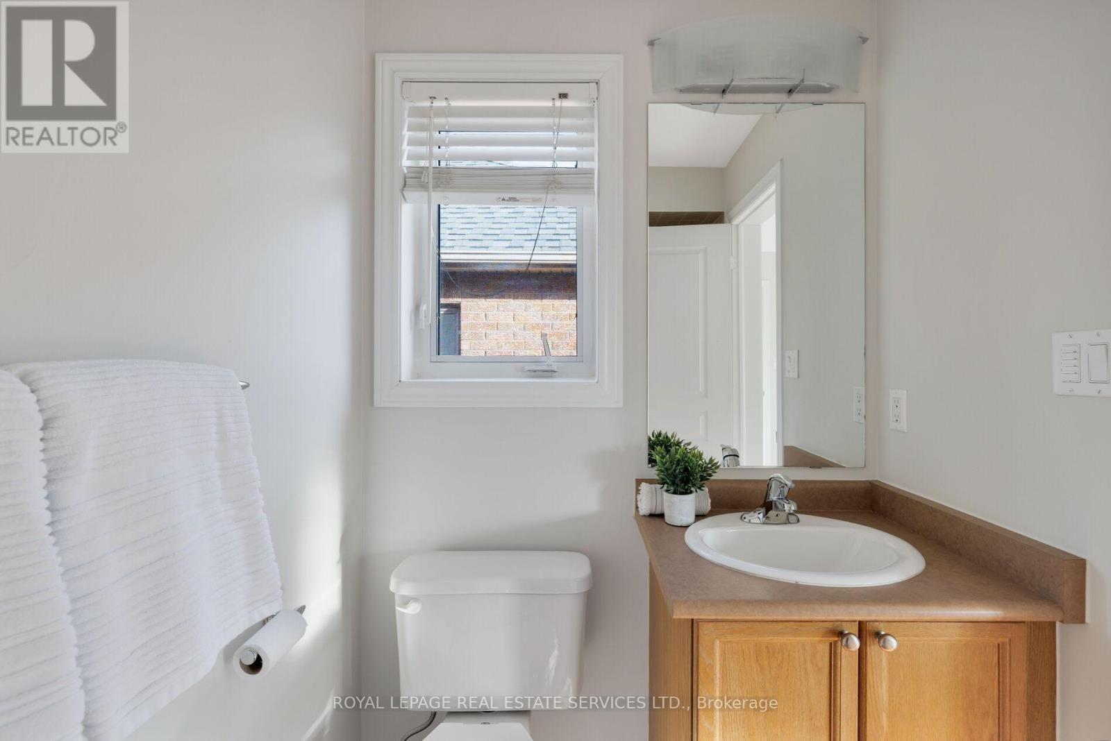 2313 Coronation Drive, Oakville, Ontario  L6H 7N1 - Photo 32 - W12904948