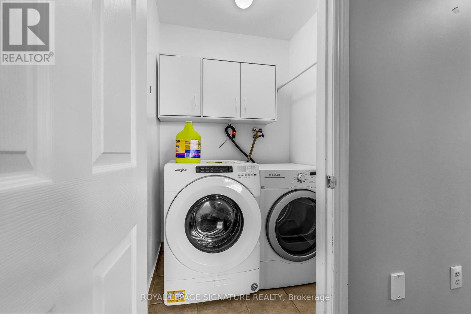 4280 Thomas Alton Boulevard, Burlington, Ontario L7M 0M9 - Photo 26 - W12904974