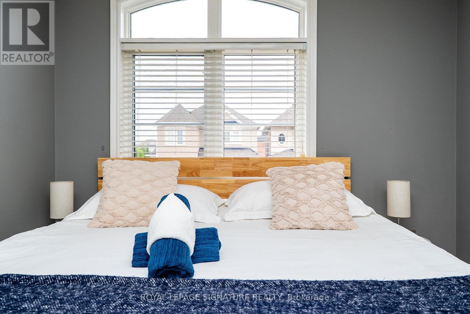 4280 Thomas Alton Boulevard, Burlington, Ontario L7M 0M9 - Photo 28 - W12904974