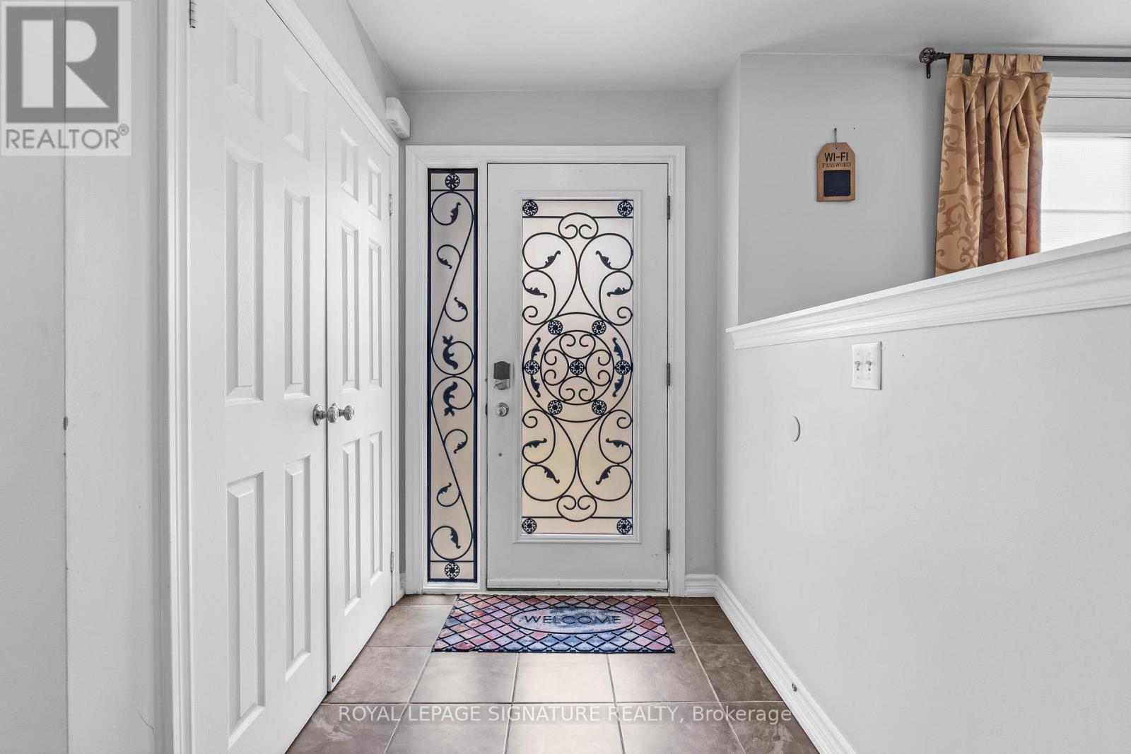 4280 Thomas Alton Boulevard, Burlington, Ontario L7M 0M9 - Photo 4 - W12904974